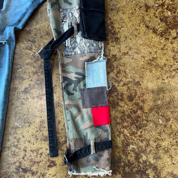 Valabasas Patchwork Camo Contrast Jeans - Picture 2 of 5